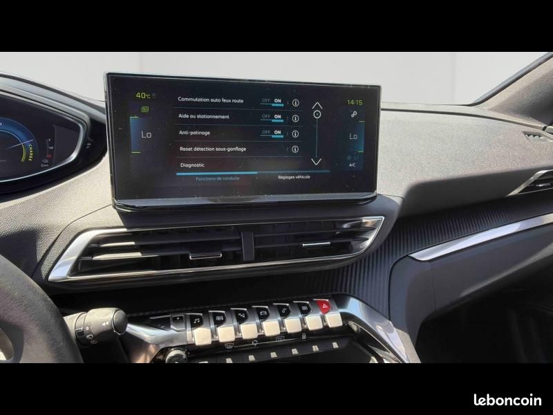 Peugeot 3008 Plug-in Hybrid 180ch Allure Pack e-EAT8 (image 18)