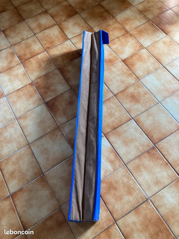 Poutre de gymnastique (image 1)
