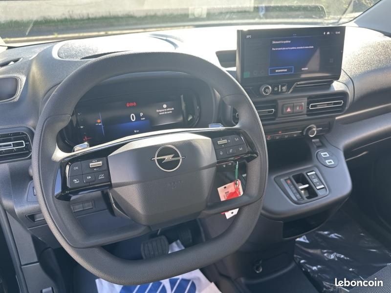 Opel Combo Cargo M Diesel 130ch automatique Pack Premium Connect (image 14)