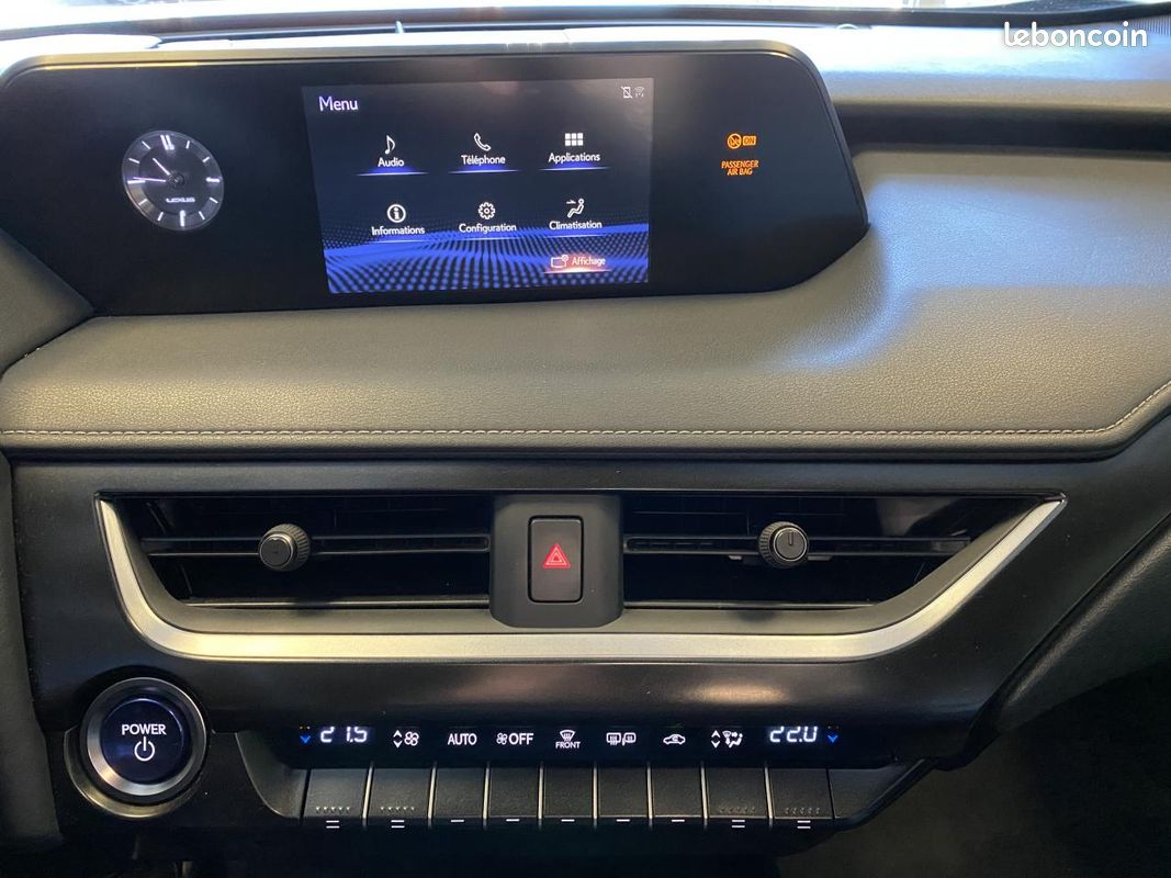 LEXUS UX 250h Hybrid FWD - 2.0 VVT-iE - Premium Edition - 184cv - Boîte auto - Garantie 12 mois (image 16)