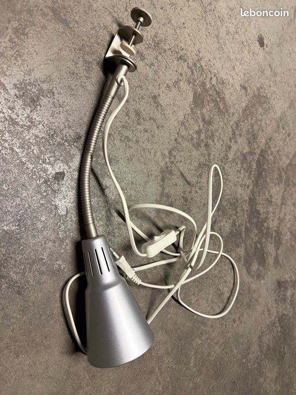 Lampe de bureau (image 2)
