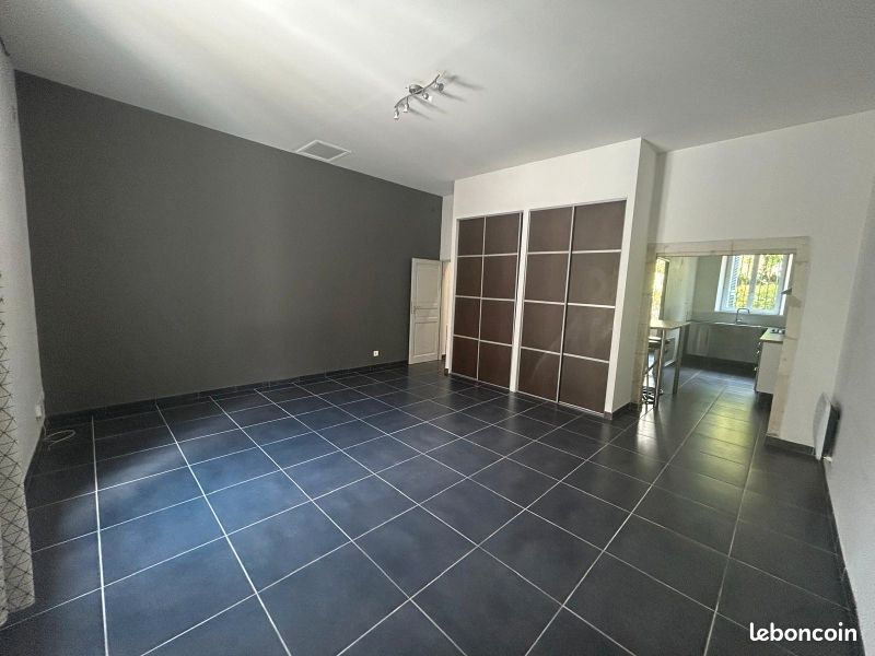 Appartement 2 pièces 55 m² · à Nîmes · 55 m² · 645 €