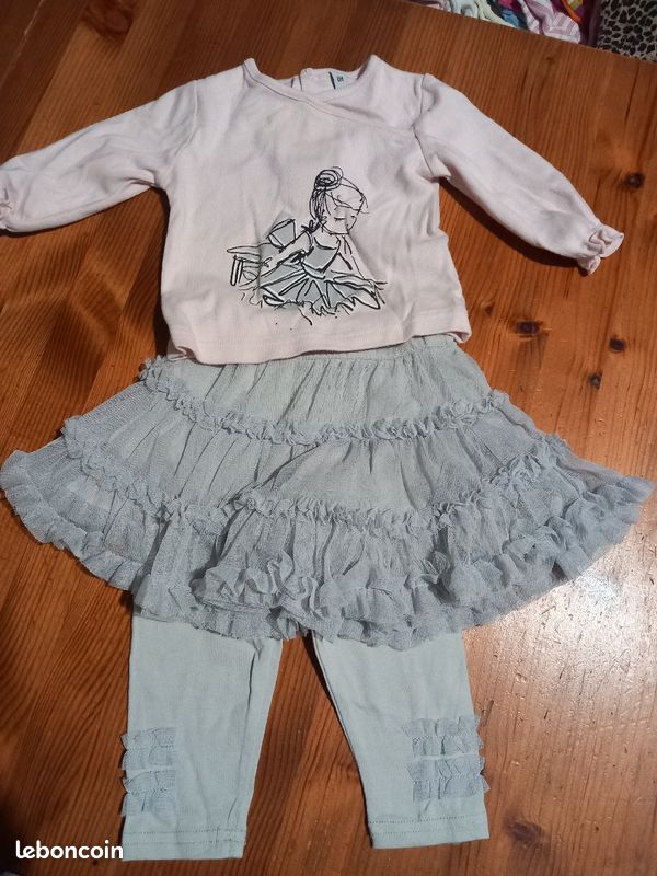 Ensemble fille 6 mois (image 1)