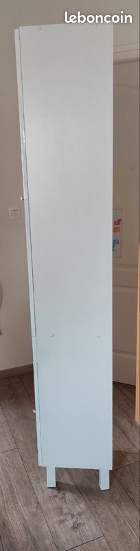 Colonne de salle de bain (image 2)