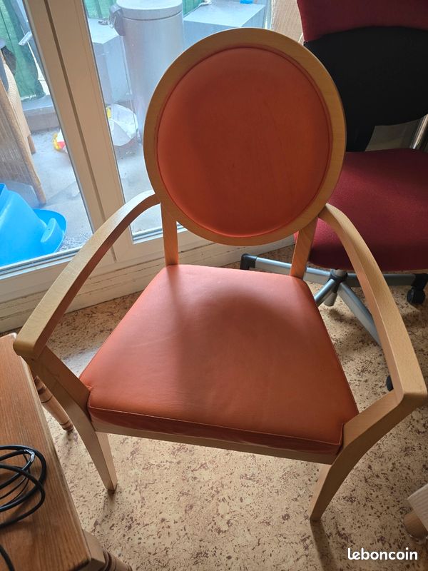 3 Chaises bois (image 1)