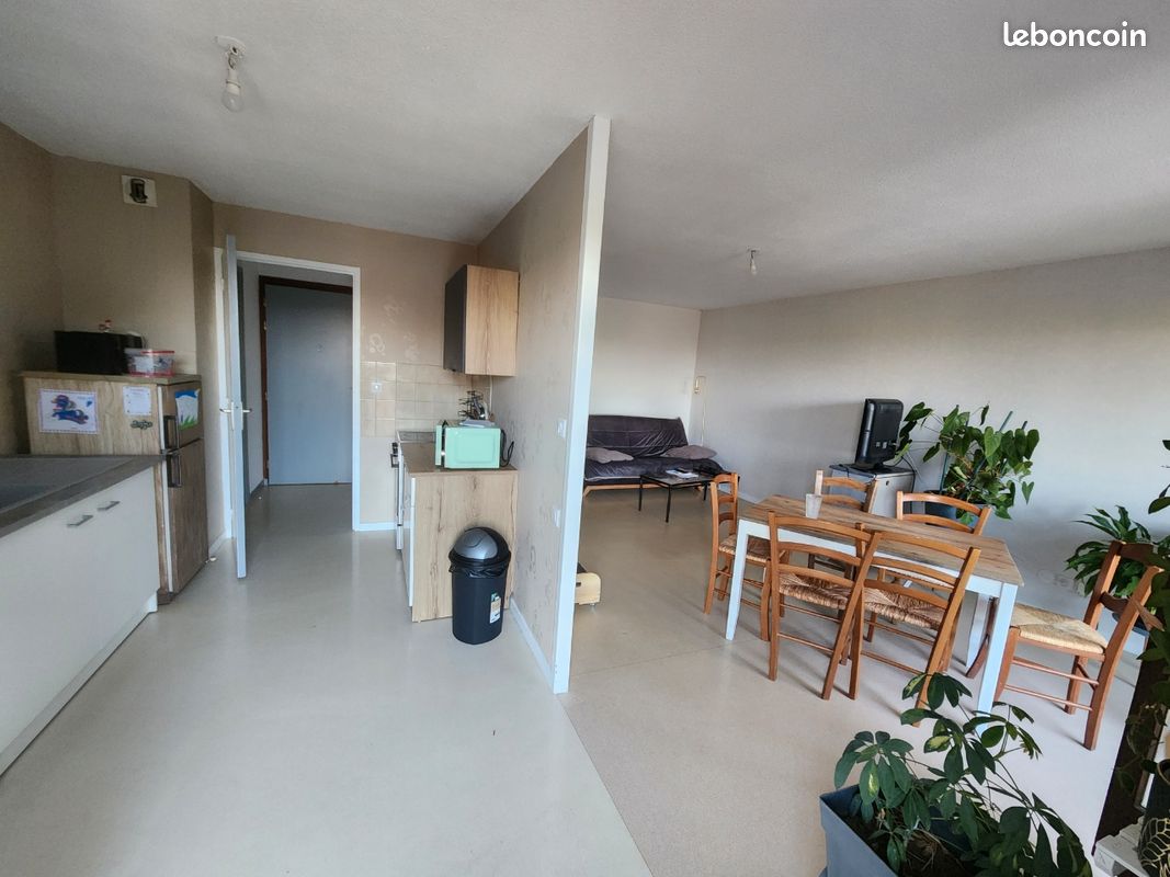 Appartement 2 pièces 50 m² · à Saint-Genix-les-Villages · 50 m² · 115 000 €