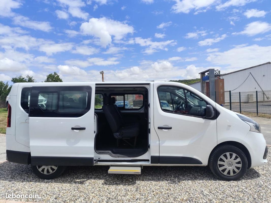 RENAULT TRAFIC Combi L2H1 1.6 dCi 125ch 9 Places (image 7)