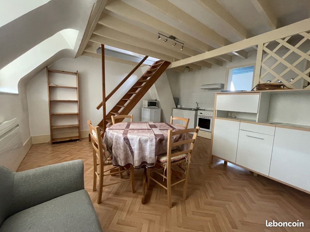 Appartement 2 pièces 23 m² · à L'Aigle · 23 m² · 330 €
