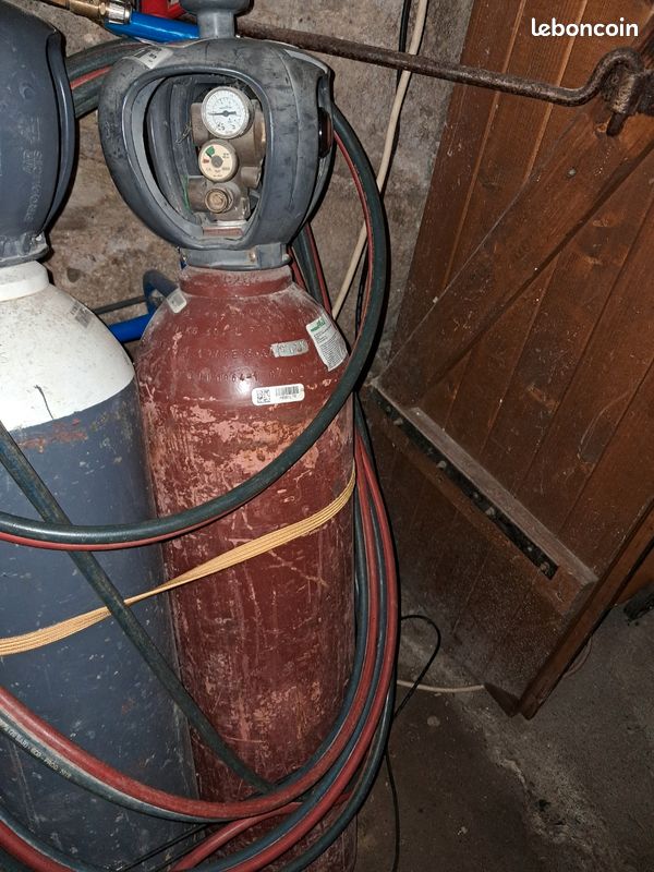 Bouteille acetylene integra 300 bars vide (image 1)