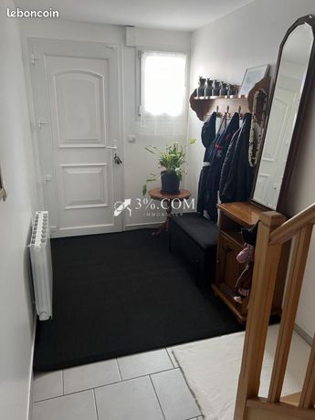 https://img.leboncoin.fr/api/v1/lbcpb1/images/57/cc/24/57cc24395438c85a65fc914137ae65b4b61a0177.jpg?rule=ad-image