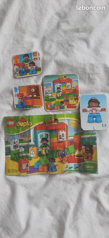 Notice montage lego 10833 (image 1)