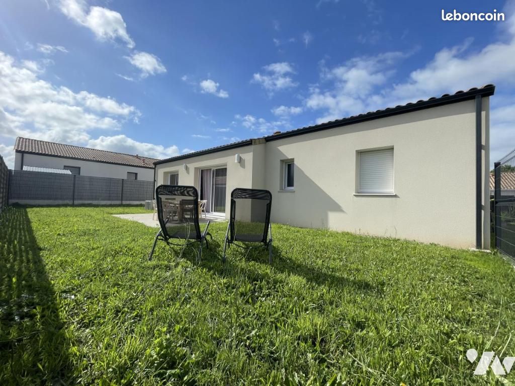 Maison 4 pièces 93 m² · à Saint-Hilaire-de-Chaléons · 93 m² · 287 122 €