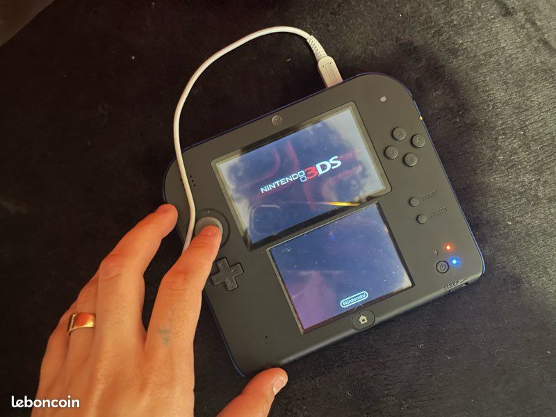 Nintendo 2ds (image 2)