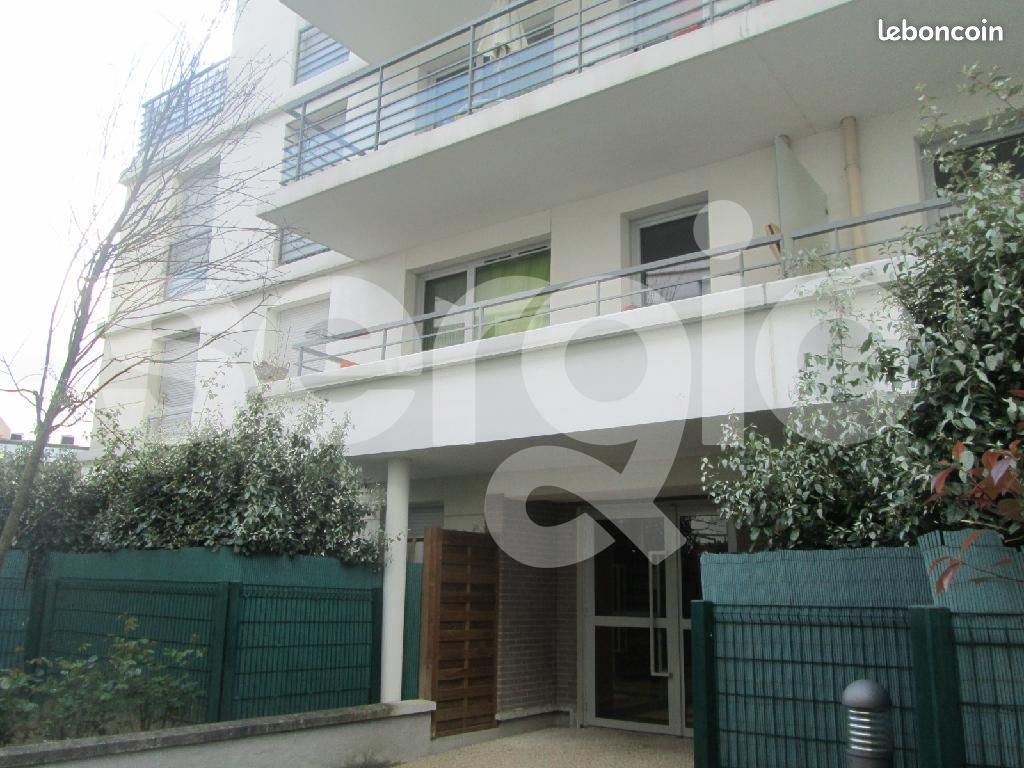 Appartement 3 pièces 55 m² · à Noisiel · 55 m² · 1 033 €/mois