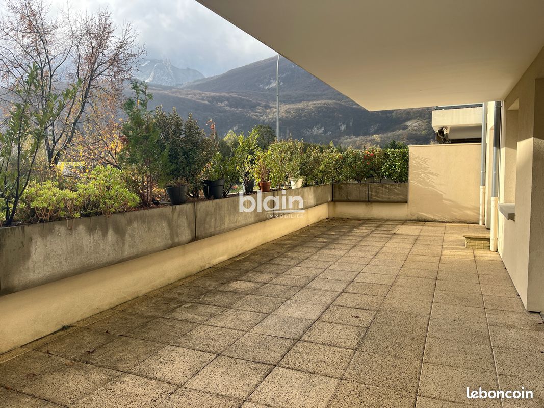 Appartement a louer fontaine - 3 pièce(s) - 64 m2 - Surfyn