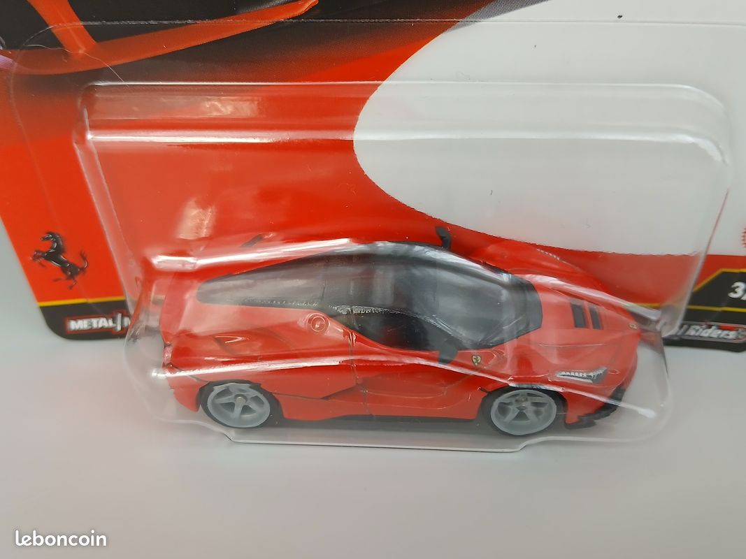 Hot Wheels premium Euro Speed Ferrari LaFerrari (image 2)