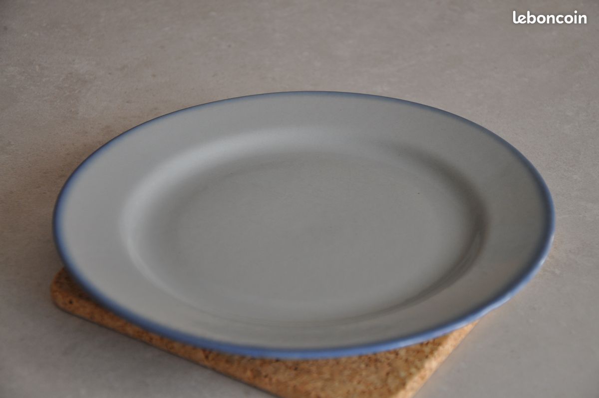 Assiettes grès bleu (image 1)