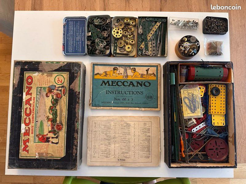 Lots De Pièces Meccano Vintages – Engrenages, Plaques, Vis, Divers