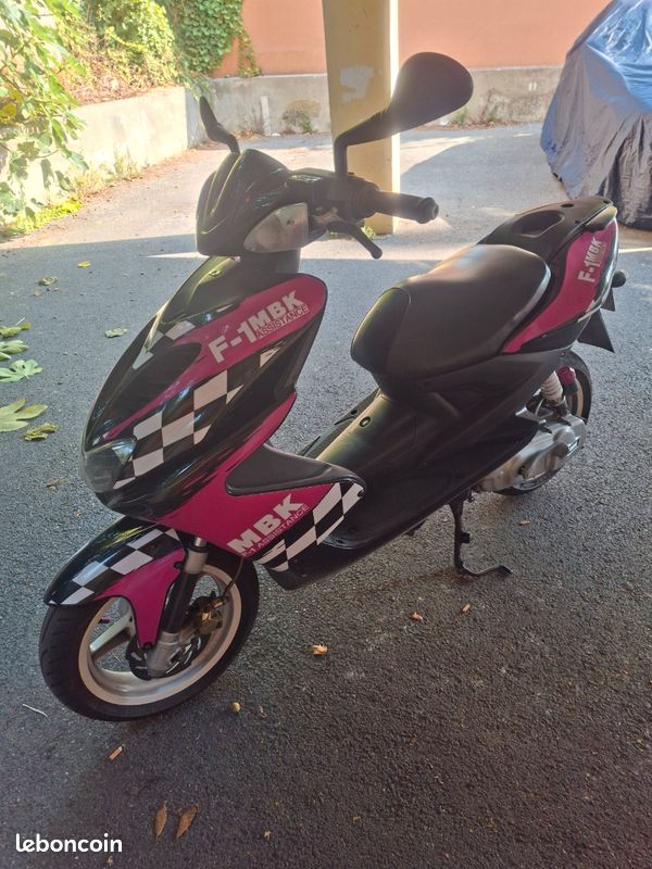 Mbk Nitro Aerox 50 2019 Yamaha Aerox Mbk Nitro 50 F1 Assistance