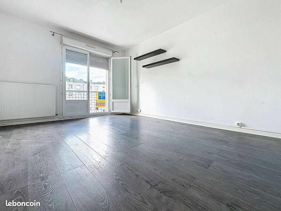 Appartement 3 pièces 53 m² · à Bourgoin-Jallieu · 53 m² · 135 000 €