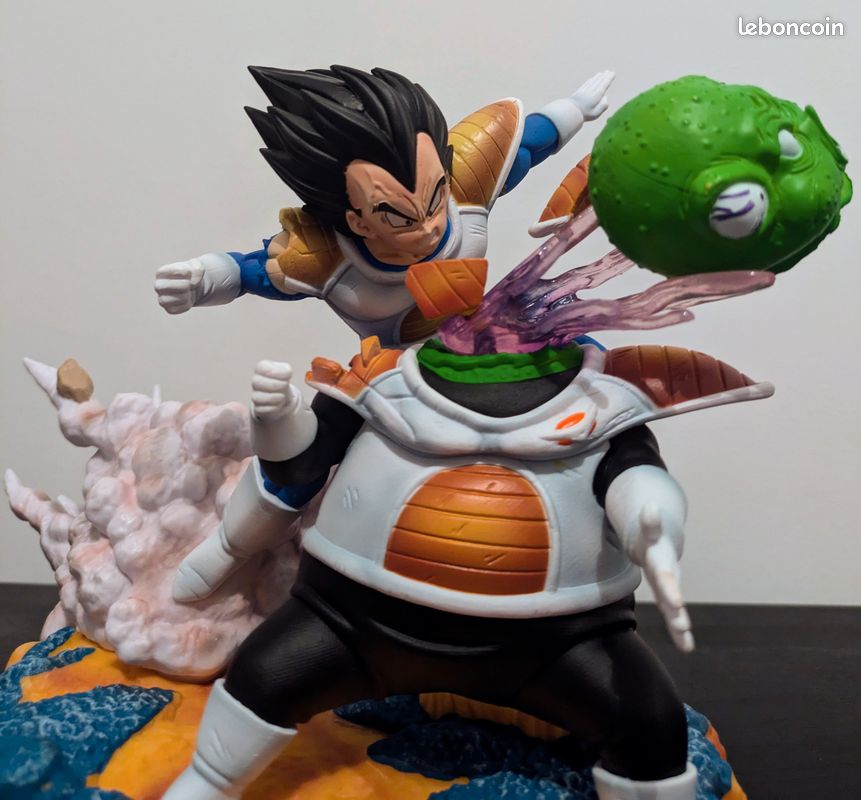 Dragon Ball Vegeta Vs Guldo Diorama Namek - 21cm - Jeux & Jouets