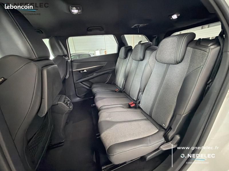 Peugeot 5008 1.2 PureTech 130ch S&S GT EAT8 (image 10)