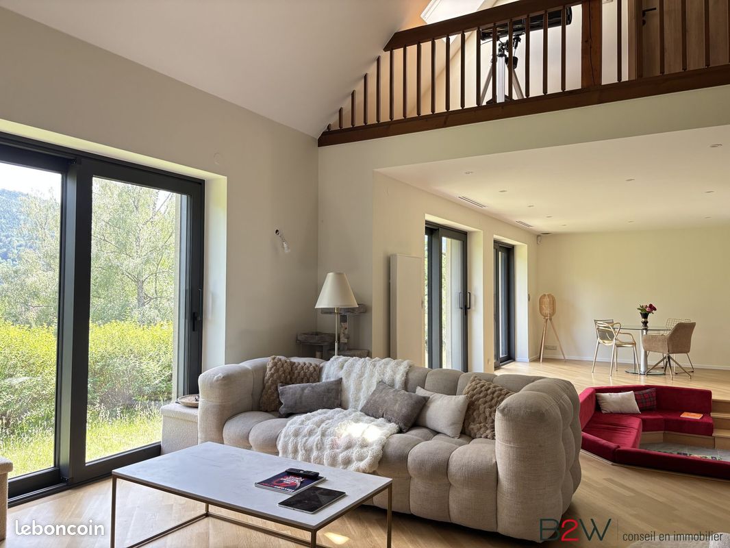 Maison 6 pièces 205 m² (image 4)