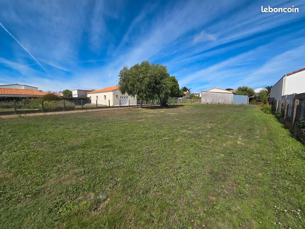 Terrain 820 m² · à Préfailles · 262 500 €