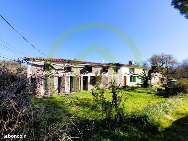 Maison 8 pièces 350 m²