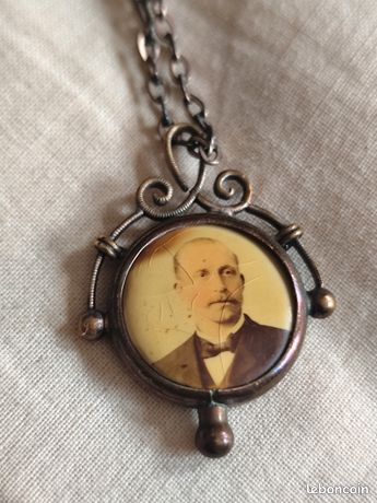 Pendentif Porte‑photo Ancien En Argent Sterling – Double Face Avec 2 Photos Garçonnet – Occasion