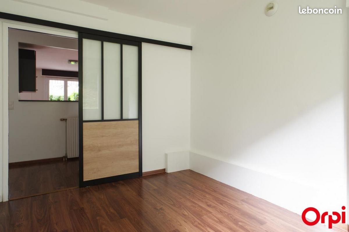 Appartement a louer tassin-la-demi-lune - 5 pièce(s) - 100 m2 - Surfyn