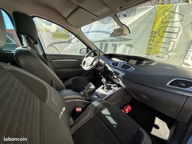 Renault SCENIC III XMOD 1.2 TCE 115CH ENERGY ZEN (image 10)