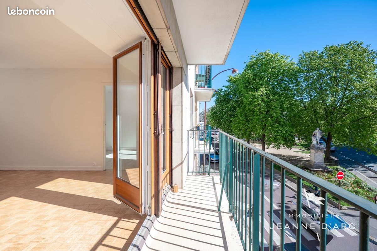 Appartement 2 pièces 43 m² · à Versailles · 43 m² · 290 000 €