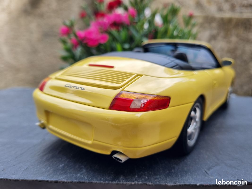 Voiture miniature Porsche jaune cabriolet décapotable MPG FT065 vintage N6297 | UK
