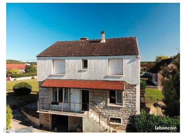 Maison 6 pièces 122 m² · à Noyers · 121,7 m² · 185 000 €