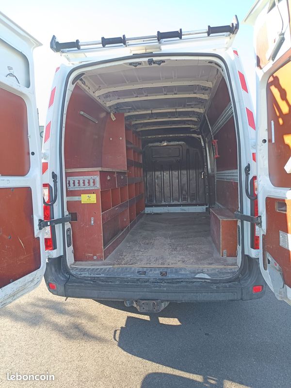 Renault Master L3H2 2017 145000kms (image 5)
