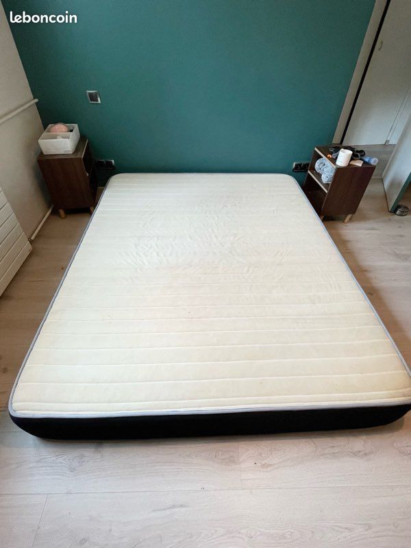 Cadre de lit + matelas 160*200cm (image 2)