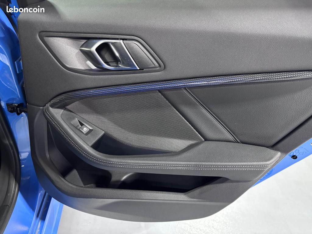 BMW SERIE 1 120d xDrive M Sport /Toit ouvrant/HUD/Harman Kardon/Sièges élec et chauffants/ (image 18)