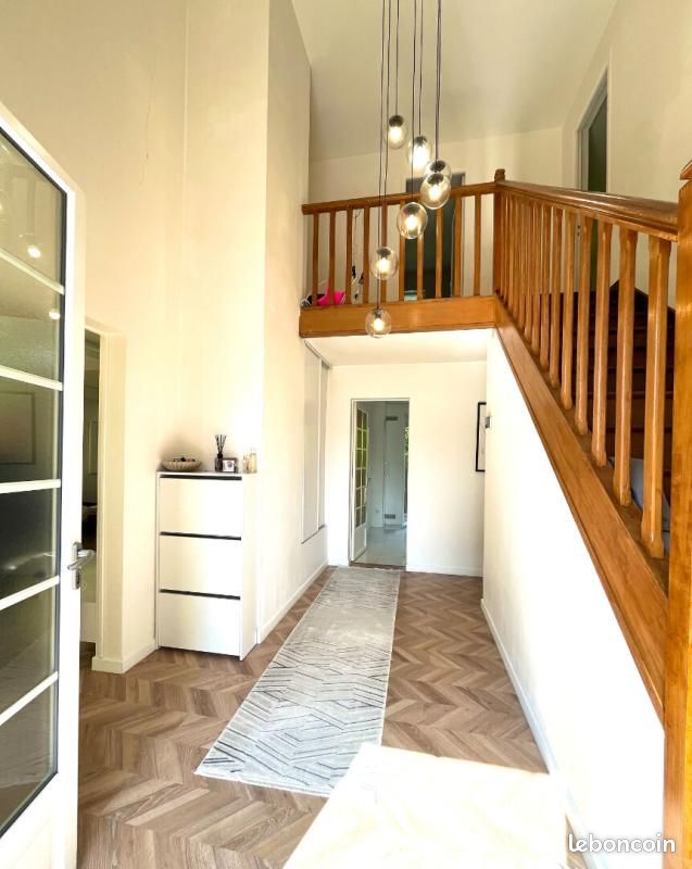 Maison 4 pièces 135 m² · à Noyon · 135 m² · 218 000 €