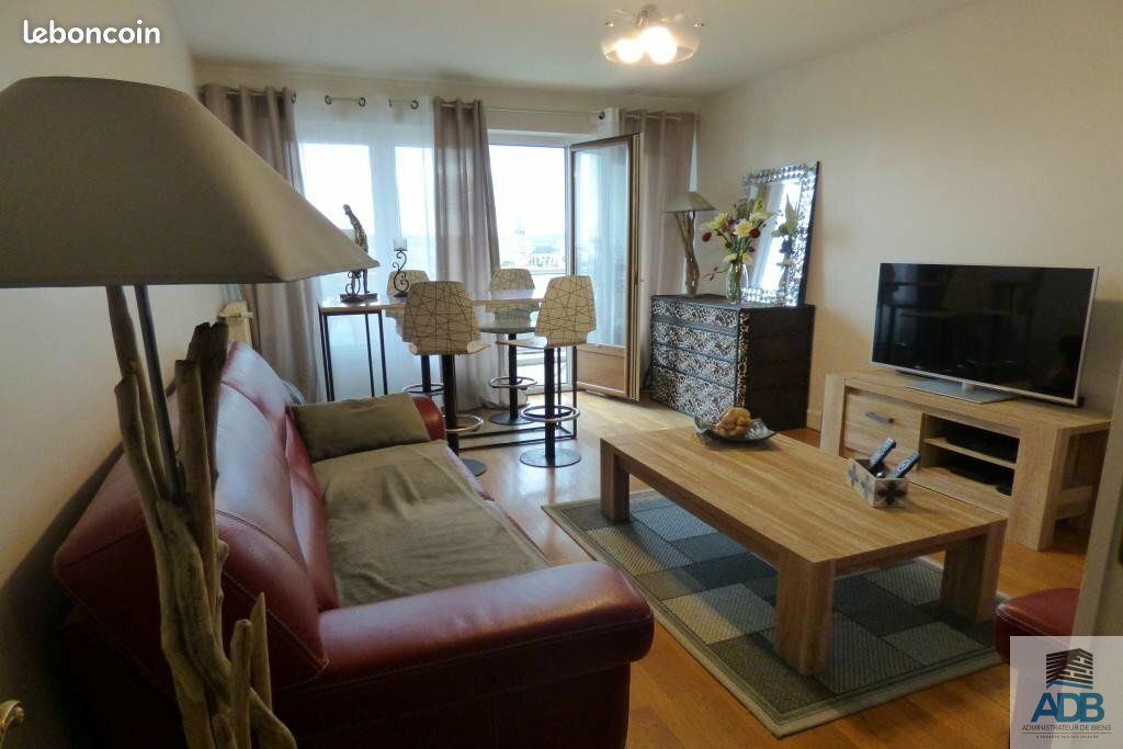 Appartement 2 pièces 57 m² · à Roanne · 57 m² · 525 €/mois