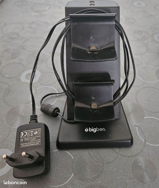 Bigben PlayStation 4 Quad Charger - Station de charge pour 4 manettes - PS4