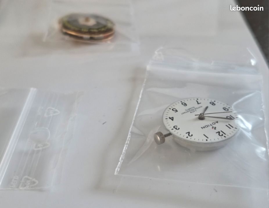 Magnetic Loop Lot De Mouvements De Montre Mécanique Suisses Pour Pièces - Marques Variées (A.Schild, FHF, Zenith...), Neufs Avec étiquettes Les Différentes