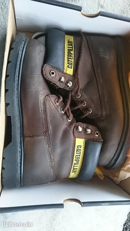 Chaussure en cuir marron caterpillar (image 1)
