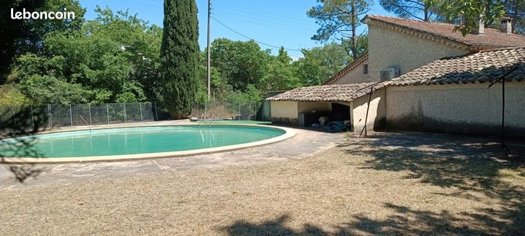 Maison 8 pièces 180 m²