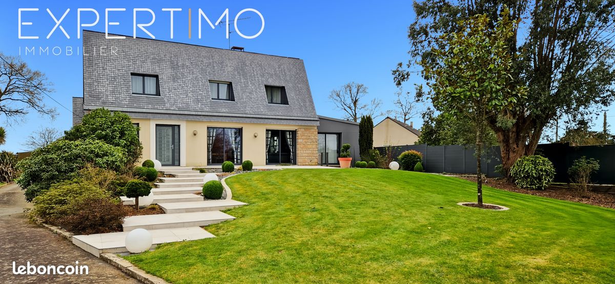 Maison 8 pièces 195 m² · à Domagné · 195 m² · 410 000 €