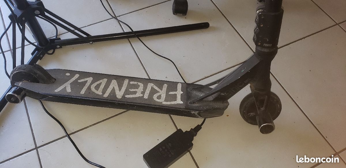 Trottinette freestyle nomadeshop custom (image 2)