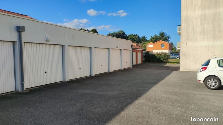 Parking 15 m² Bouguenais