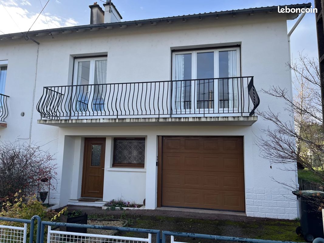 Maison 5 pièces 156 m² · à Bellac · 156 m² · 120 000 €