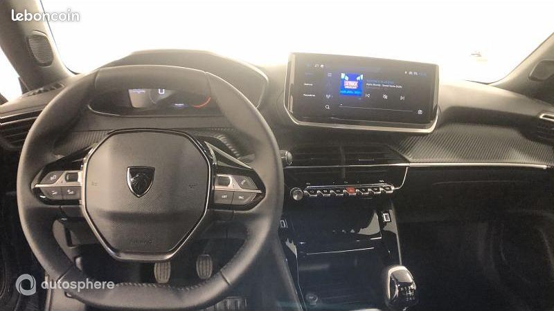 Peugeot 2008 1.2 PureTech 100ch S&S Allure (image 9)