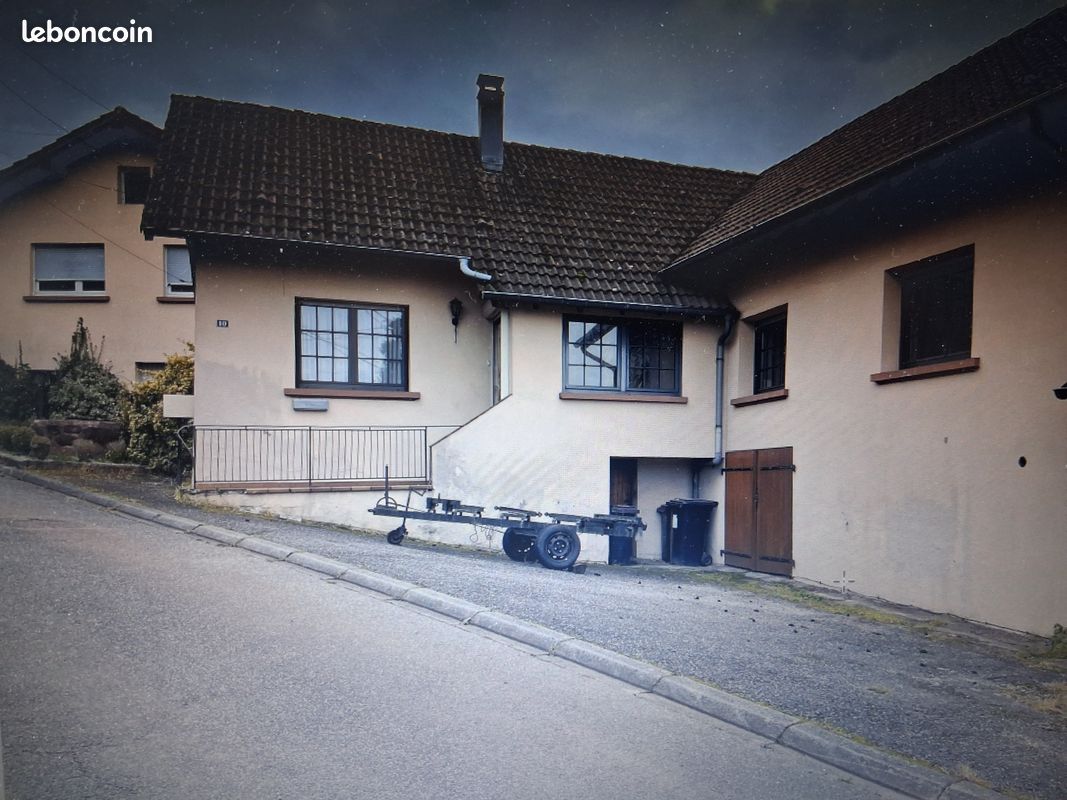 Maison 8 pièces 135 m² · à Lambach · 135 m² · 120 000 €